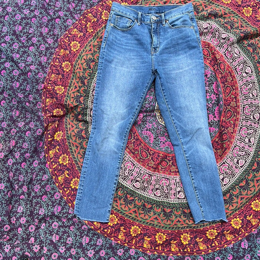 BDG cutoff high waisted jeans. Stretchy.